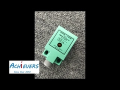 Sensor de detecção direta por ultra-som da Pepperl+Fuchs UB100-F77-E2-V31