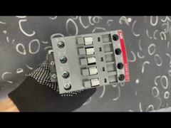 Contadores ABB AX40-30-10-81 Citação rápida