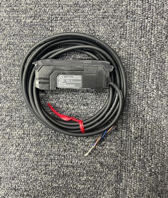 Sensor de fibra óptica digital KEYENCE FS-N11P com tipo de cabo da unidade principal de saída PNP