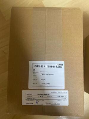 Endress Hauser FQR56-AAEAAXFA1 Gerador de sinal de alta estabilidade para sistemas de medição industriais