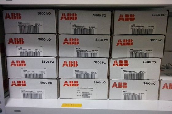 ABB DO810 3BSE008510R1 Tensão de saída I/O digital 24VDC 16 canais