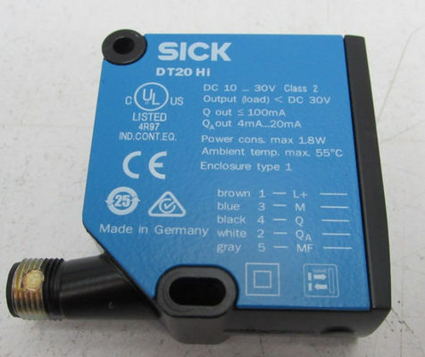 SICK Sensores de distância a laser DT20 Hi DT20-P244B 24,3 mm x 72,4 mm x 54,1 mm
