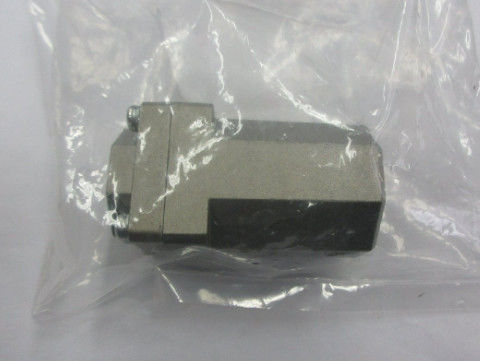 SMC AK4000-04 Área de controlo da válvula de controlo e temperatura do fluido