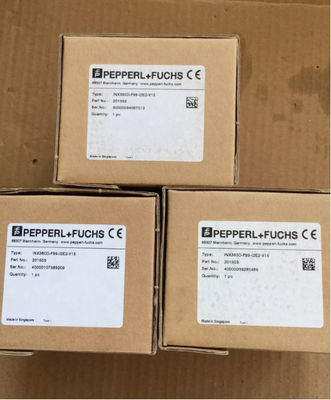 Sensor de inclinação Pepperl Fuchs INX360D-F99-I2E2-7M com material de caixa PA