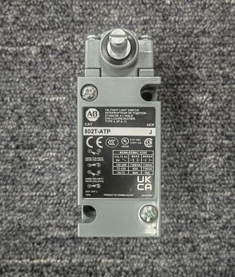 ALLEN BRADLEY 802T-ATP 1 GHz Processador 2 GB Flash interno e 32 GB Flash estendido para industrial