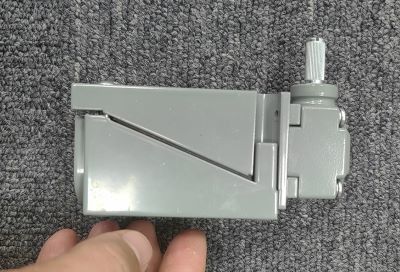 ALLEN BRADLEY 802T-ATP 1 GHz Processador 2 GB Flash interno e 32 GB Flash estendido para industrial