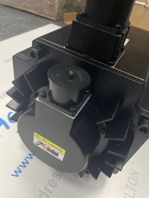 Delta Electronics/Industrial Automation ECMA-L11845RS Motores AC e DC 1500 RPM 4057 / 28650