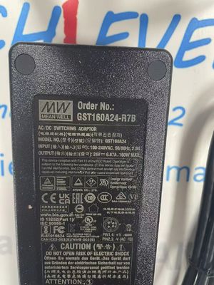 GST160A24-R7B Adaptador de computador AC/DC 24V 160W