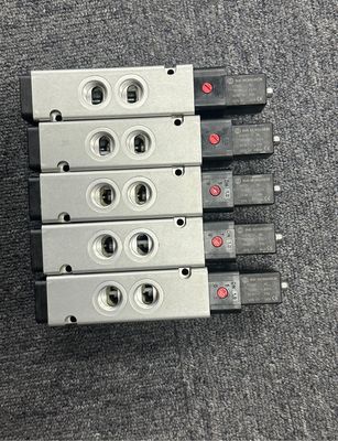 Norgren V60... V63 Série V62C513A-A218J Piloto Solenoide válvula com 10-30 VDC tensão de funcionamento e 8 entradas digitais