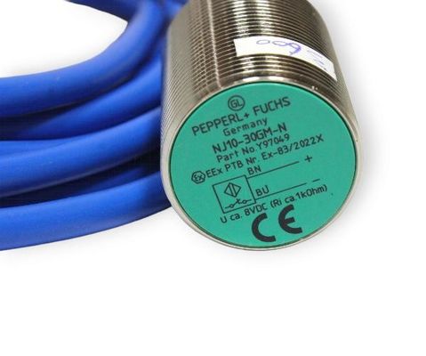 P&F NJ10-30GM-N Sensor indutivo 0... 20 mA Corrente e 0... 200 Hz Frequência de comutação para aplicações industriais