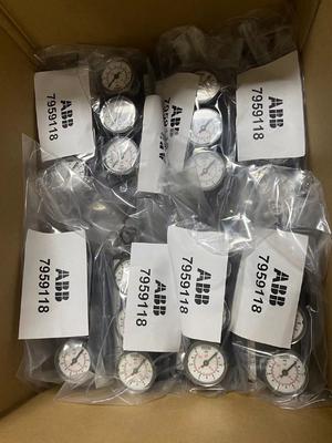 Posicionador de Válvula ABB 7959118 Com Saída Analógica Programável De 4 a 20 MA Temperatura Ambiente 0-70°C