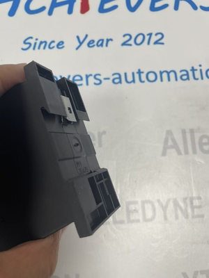 Módulo de Contato Auxiliar de Montagem Eaton DIL M25-10C