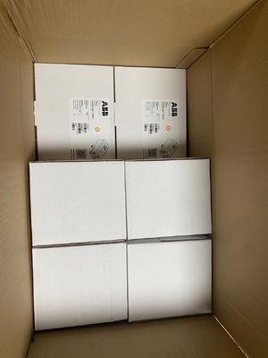 Posicionador de válvula ABB V18345 com saída 4-20mA com classificação IP67