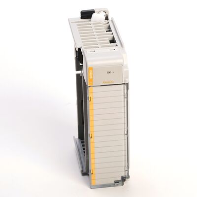 Módulo de saída analógica de alto desempenho Allen-Bradley 1769-OF8C