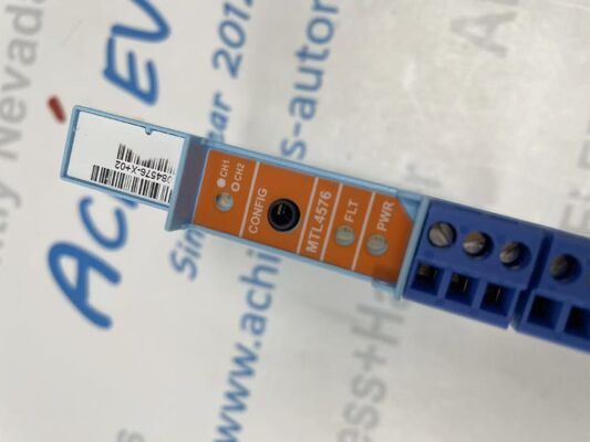 Barreira de segurança intrínseca alimentada por loop de 2 fios MTL4576 da MTL