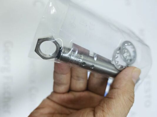 Sensor de proximidade capacitivo BALLUFF BCS M12T4D2-PSM40C-S04G