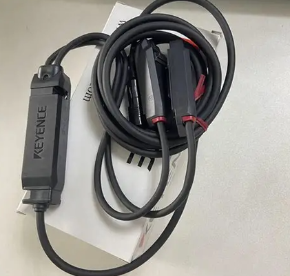 Cabeça de sensor de microfluxo de líquido tipo abraçadeira Keyence FD-XS8