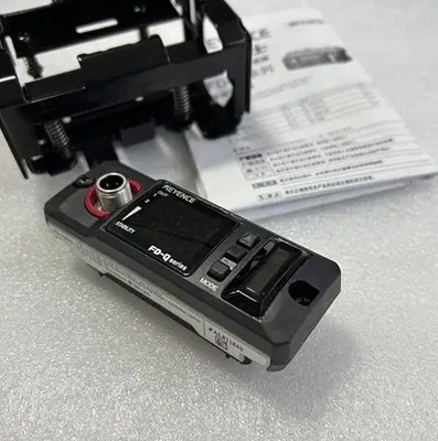 Sensor de fluxo de líquido Keyence FD-Q10C não intrusivo