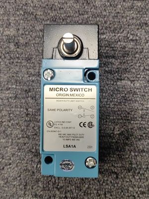 Honeywell Micro Switch LSA1A Head Mount DIN Formulário B Manual em Inglês