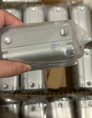 Cilindro compacto Festo ADVU-32-40-P-A