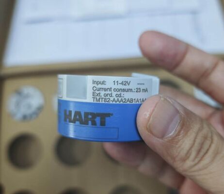 E+H TMT82-1020321 Transmissor de temperatura Instrumento de processo industrial